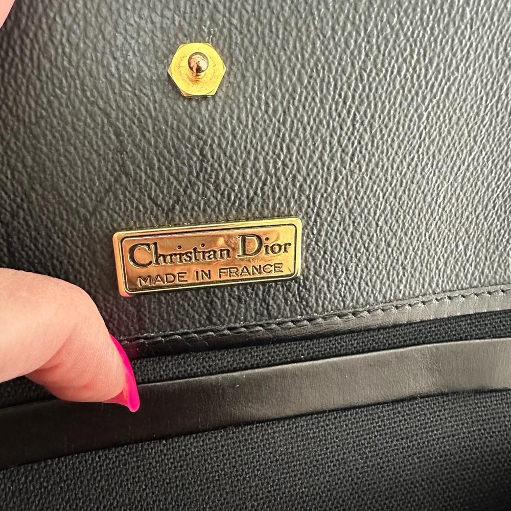 ❌❌SOLD❌❌AUTH Christian Dior CD Chain Honeycomb Leatger Handbag Clutch - Picture 6 of 7
